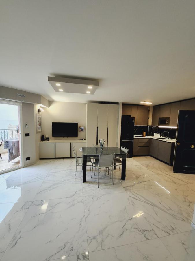 Exclusive Panoramic Sea View In Victoria Beach Menton Eksteriør billede